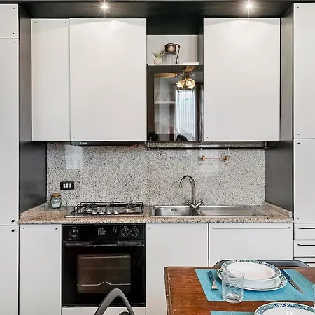Finestranelborgo Position Private Parking Daire *
